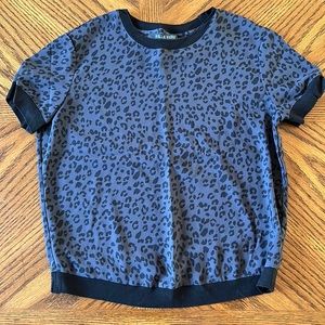 Leopard blouse. Belle vere. Like new